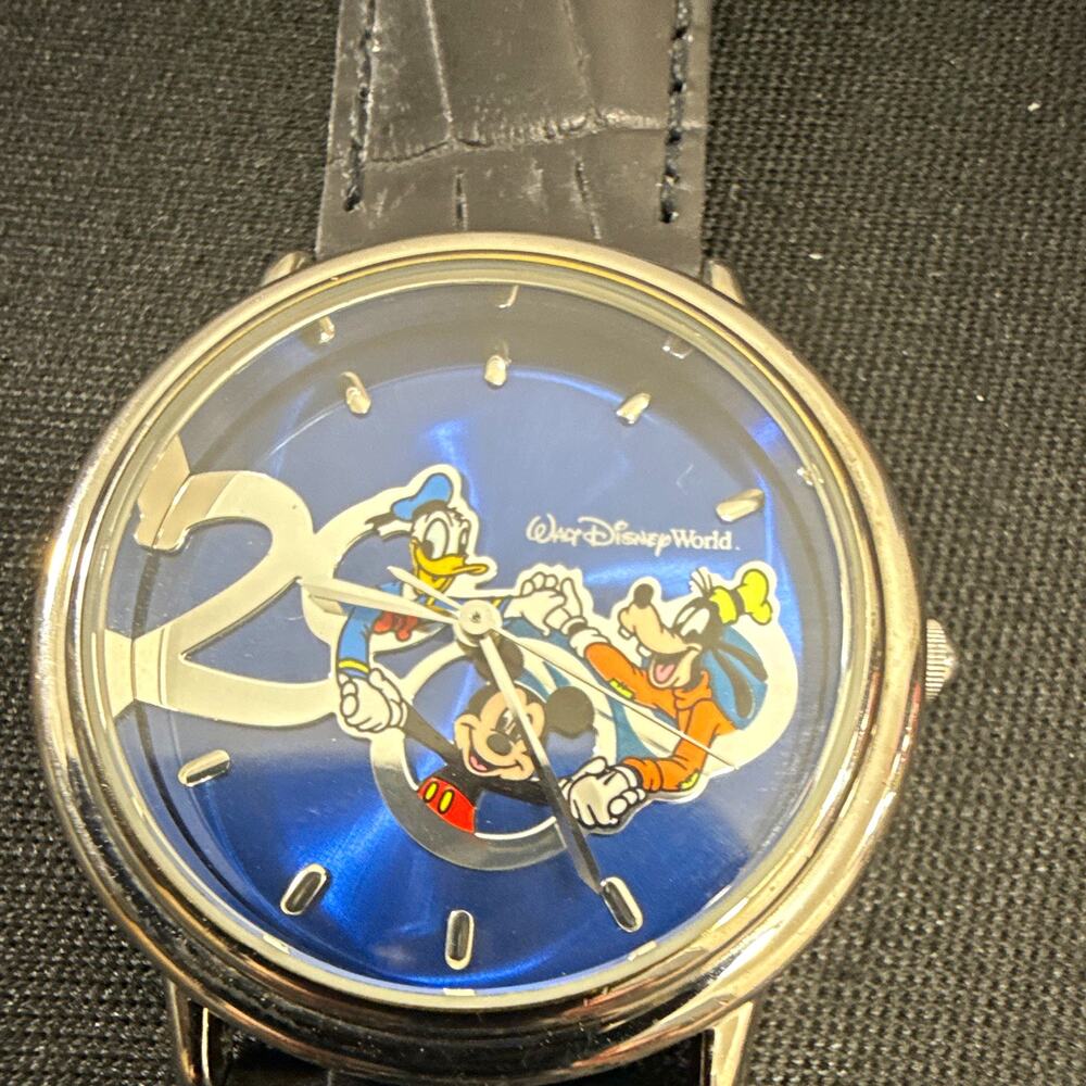 Disney Walt Disney World Limited Edition 848/5000 Wristwatch New Battery (H3)